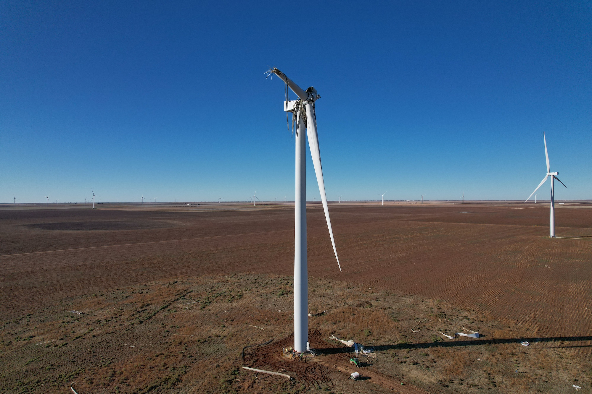 Wind turbines being decommissioned